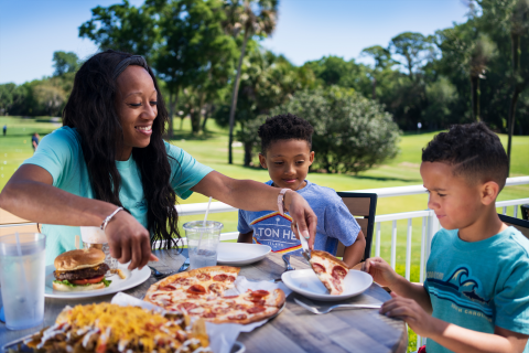 Dining at Palmetto Dunes