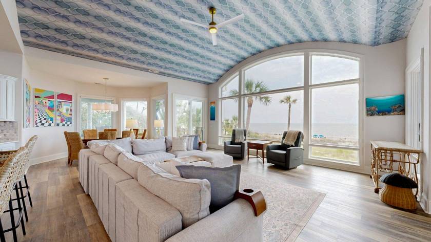 11 Armada Living Room