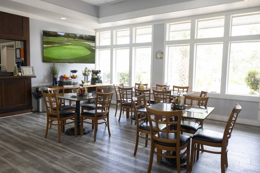 Interior of Arthur Hills Grill